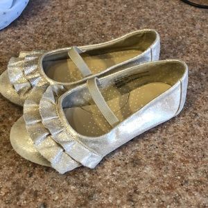 Girls cat and jack slip on shoe